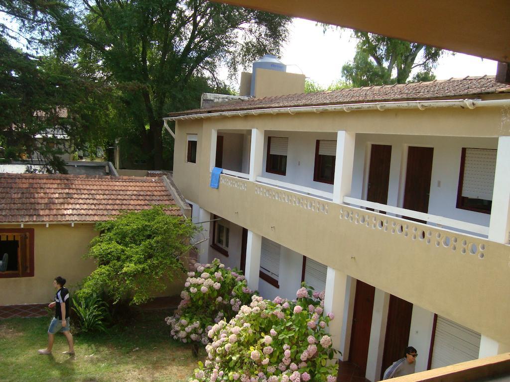 Hostel El Galeon Villa Gesell Exteriör bild